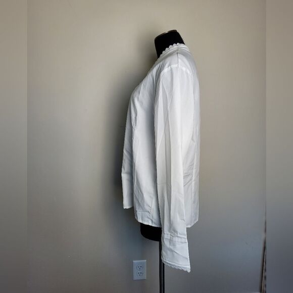 White Collarless Blouse Lace Pearl Button English Countryside Pioneer Victorian - Picture 2 of 7